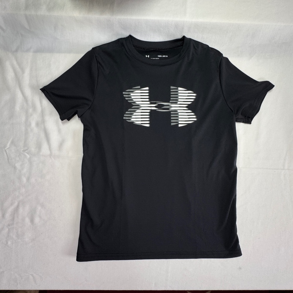 Under Armour HeatGear Athletic T-Shirt Black YMD Youth Medium Loose Fit